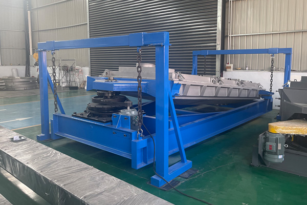 复合筛如何适应复杂工况与多变物料的筛分生产线